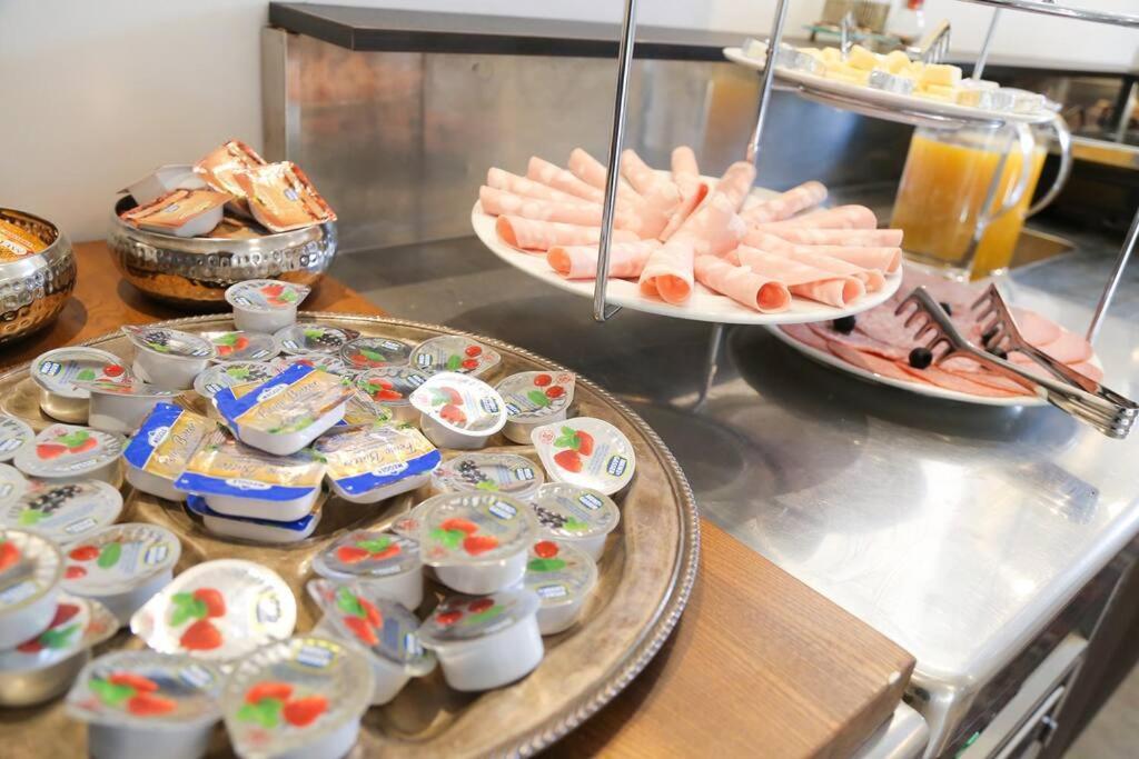 Budget Dbl Studio Free Breakfast 卢布尔雅那 外观 照片